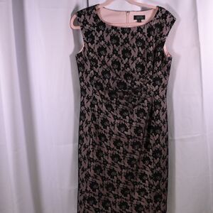 Tahari Womens 8 Black Lace Overlay Sleeveless Pencil Knee Length Dress